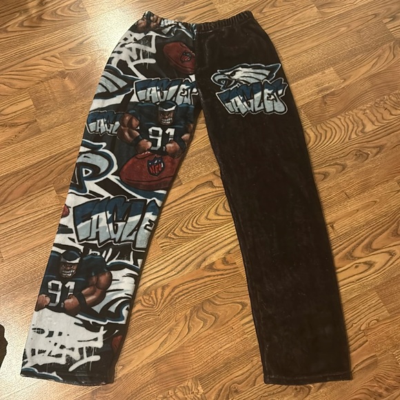 Philadelphia Eagles Penelope Wildberry fleece sweatpants pajamas boys XL - Picture 2 of 6